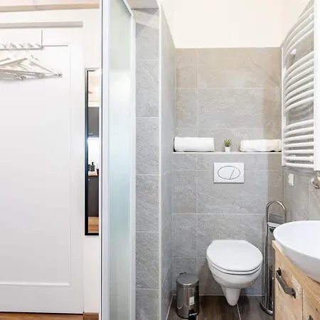 - New - Comfy Apartament