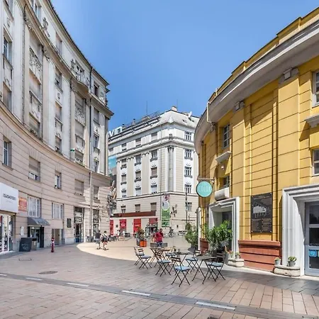 - New - Comfy * Budapeste